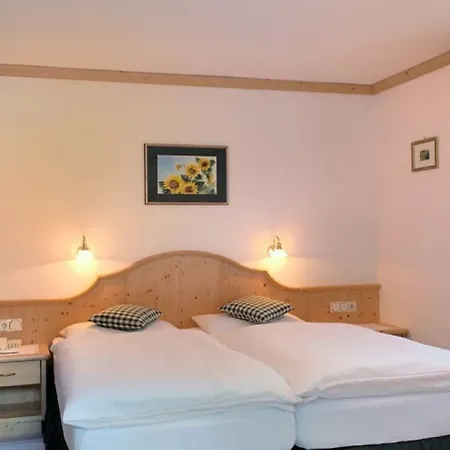 Hotel Piccolo Claudia No Pets San Vigilio Di Marebbe