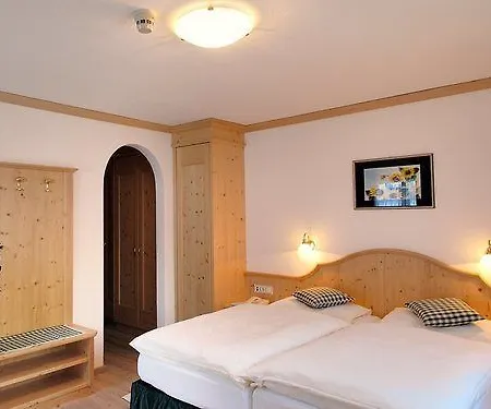 Hotel Piccolo Claudia No Pets 3*